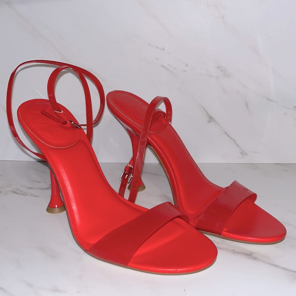 NEW marc fisher Calisty red ankle strap heels Sz 7.5    (B21)